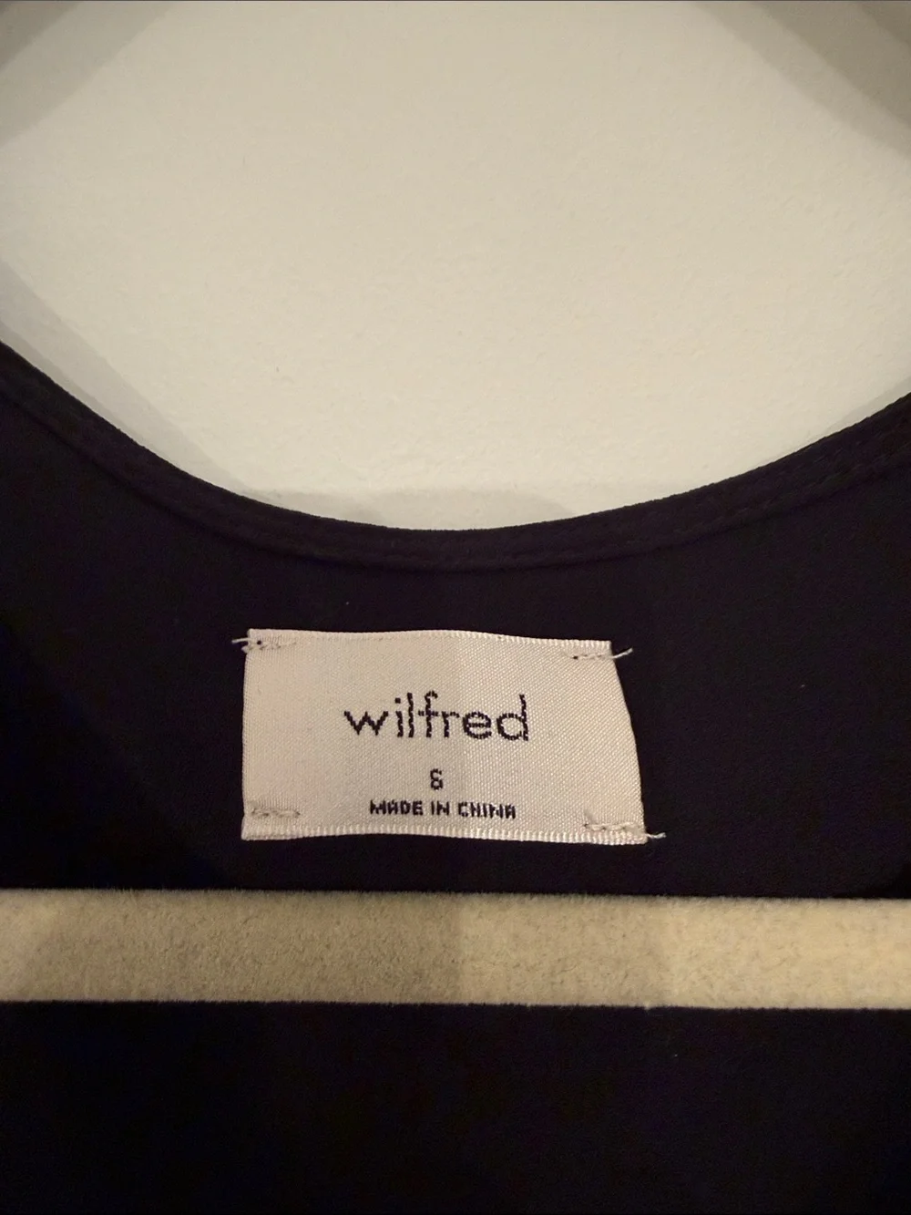 Aritzia Wilfred Black V-Neck Button Front Women's Top - Picture 3 of 3